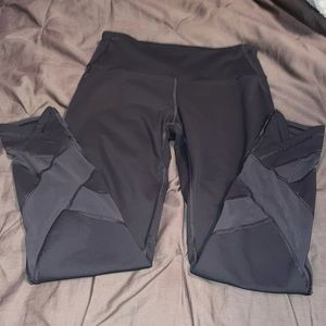 Legging with Mesh Detailing